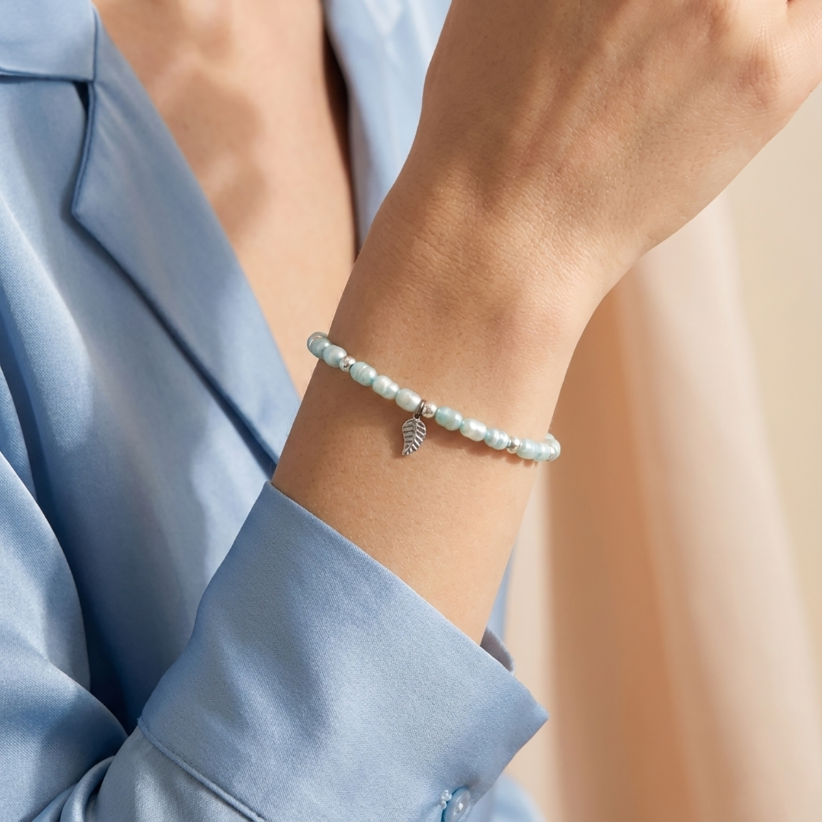 Aqua Pearl with Silver model