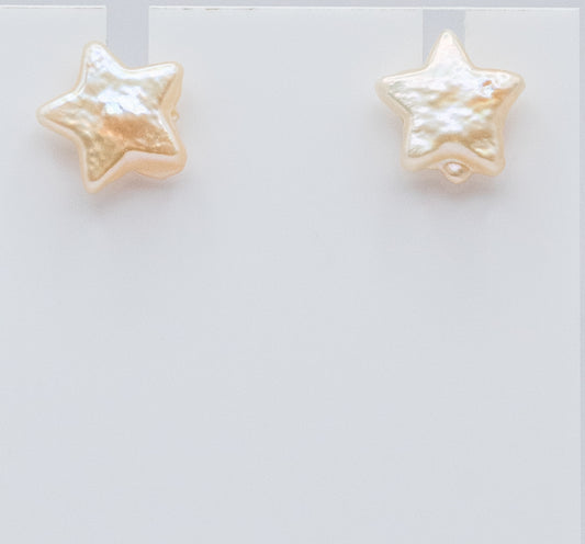 Cream Star Stud Earrings